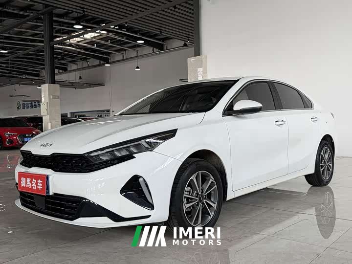 Kia K3 1.5L CVT Luxury Edition - ავტომობილი ჩინეთიდან