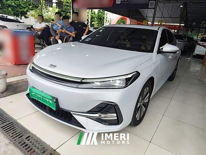 Geely Galaxy A7 EM-i 150km Premium Edition