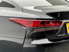 Lexus LS 500h Premium - photo 15