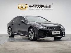 Lexus LS 500h Premium - photo 3