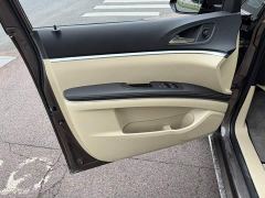 Buick GL8 Land Executive Cabin 652T Luxury - photo 6