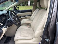 Buick GL8 Land Executive Cabin 652T Luxury - photo 8
