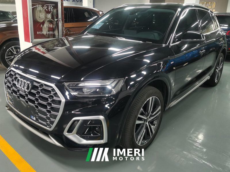 Audi Q5L 40 TFSI Luxury Dynamic Edition - автомобиль из Китая
