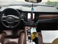 Volvo S90 B5 Inscription Luxury - ფოტო 16