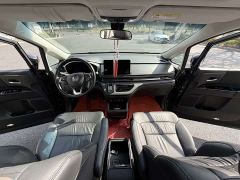 Honda Odyssey 2.0L e:HEV Luxury - ფოტო 11