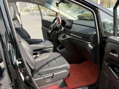 Honda Odyssey 2.0L e:HEV Luxury - ფოტო 13