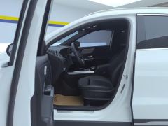 Mercedes-Benz GLA 200 - фото 14