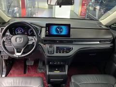 Honda Odyssey 2.0L e:HEV Luxury - ფოტო 5