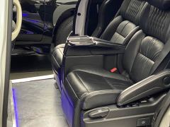 Honda Odyssey 2.0L e:HEV Luxury - ფოტო 6
