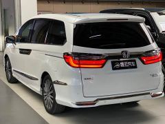 Honda Odyssey 2.0L e:HEV Luxury - ფოტო 7