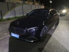 Mercedes-Benz E Class Plug-in Hybrid E PHEV E 350 e L - ფოტო 1
