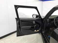 MINI 1.5T COOPER Black Label Special Edition 5-door version - photo 12