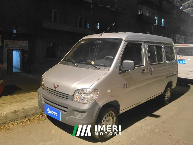 Wuling Body of Light Zhiguang 1.5L Practical 5/7-seater - автомобиль из Китая