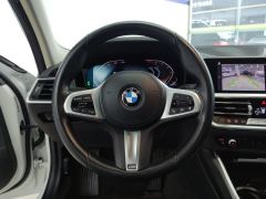 BMW 3 Series 320Li M Sport Package - ფოტო 18