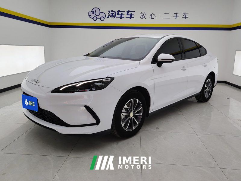 BYD Seal 05DM-i Smart Driving Edition 1.5L 55km Luxury Edition