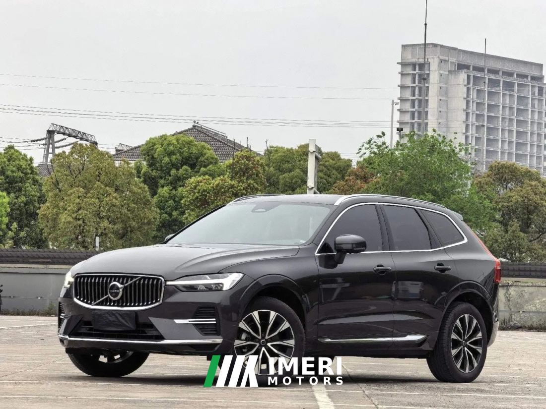 Volvo XC60 B5 AWD Smart Remote Luxury Edition - автомобиль из Китая