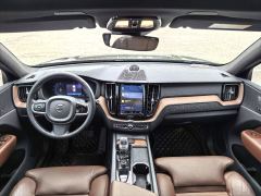 Volvo XC60 B5 AWD Smart Remote Luxury Edition - фото 4