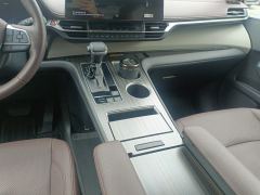 Toyota Gravia Hybrid 2.5L Venerable Lord VIP Version - ფოტო 19