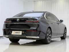 BMW 7 Series 735Li Luxury Package - фото 15