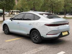 BYD Qin PLUS DM-i Smart Drive Edition 55KM Leading - фото 7