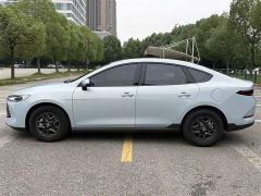 BYD Qin PLUS DM-i Smart Drive Edition 55KM Leading - фото 8