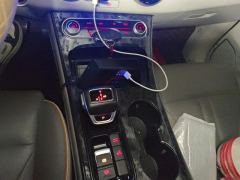 Forthing Yacht Fengxing Yacht 1.5T DCT Starry Sky Premium Edition - ფოტო 19