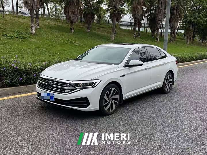Volkswagen Sagitar 300TSI DSG Excellence Edition