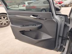 Volkswagen Golf 280TSI R-Line Lite - photo 12