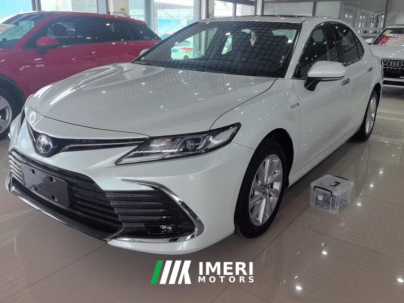 Toyota Camry Dual-Engine 2.5HGVP Leading Edition