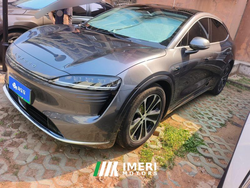 IM Motors Zhiji R7 Hongmeng Zhixing Wisdom Realm R7 BEV 667km Rear-wheel drive Pro