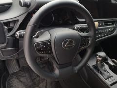 Lexus ES 200 Excellence Edition - ფოტო 12