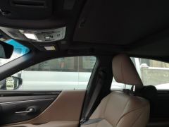 Lexus ES 200 Excellence Edition - ფოტო 9