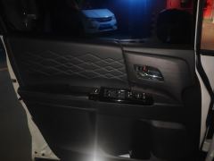 Honda Elysion Hybrid 2.0L Luxury Edition - ფოტო 12