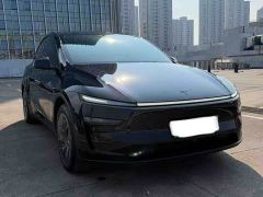 Tesla Model Y L Long Range All-Wheel Drive - ფოტო 1