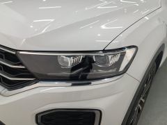 Volkswagen T-Roc Songhunting for the masses 280TSI DCT 2WD Comfortable and intelligent version - фото 4