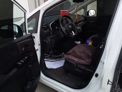 Honda Odyssey 2.0L Sharp Joy Edition 7-seater - ფოტო 14