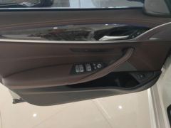 BMW 5 Series Facelift 525Li M Sport Package - фото 13