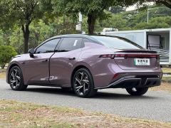 Lynk & Co 07 EM-P 126 Extended Range Ultra H7 - ფოტო 6