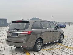 Buick GL8 Land Business Class Smart Edition - ფოტო 16