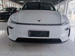 Tesla Model Y Rear-Wheel Drive - ფოტო 2