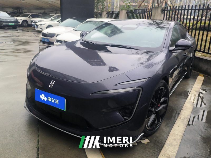 Avatr 12 650 Tri-Laser AWD Performance Edition - car from China
