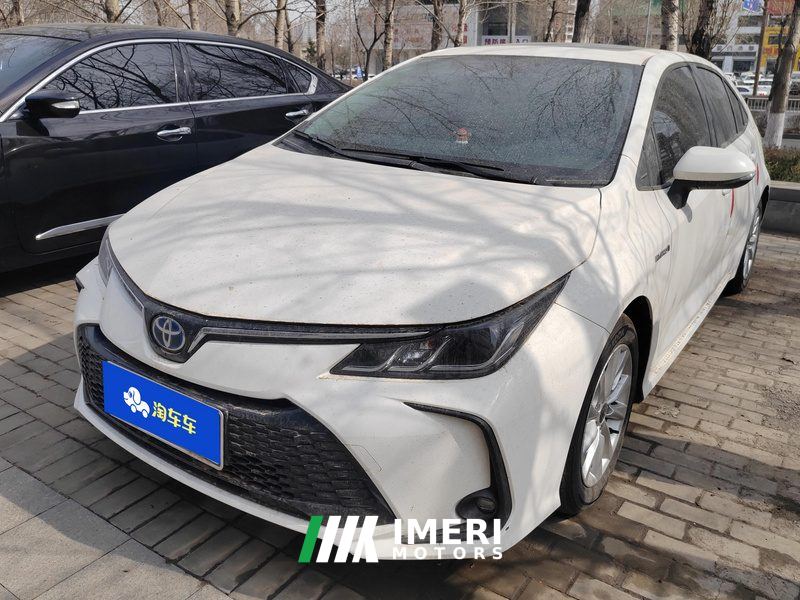 Toyota Corolla Dual-Engine 1.8L Elite Edition - автомобиль из Китая