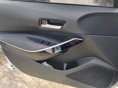 Toyota Corolla Dual-Engine 1.8L Elite Edition - фото 12