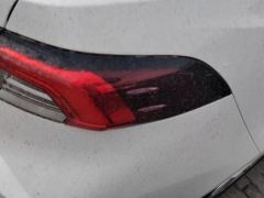 Toyota Corolla Dual-Engine 1.8L Elite Edition - фото 5
