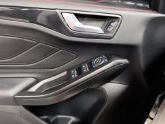 Ford Focus EcoBoost 180 ST Line - ფოტო 12