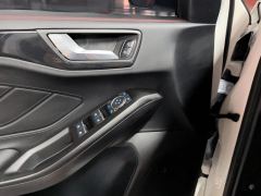 Ford Focus EcoBoost 180 ST Line - ფოტო 13