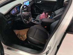 Ford Focus EcoBoost 180 ST Line - ფოტო 14