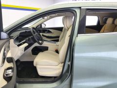 Exeed Lingyun 300T Dual Clutch Two-Wheel Drive Planetary Edition - ფოტო 14