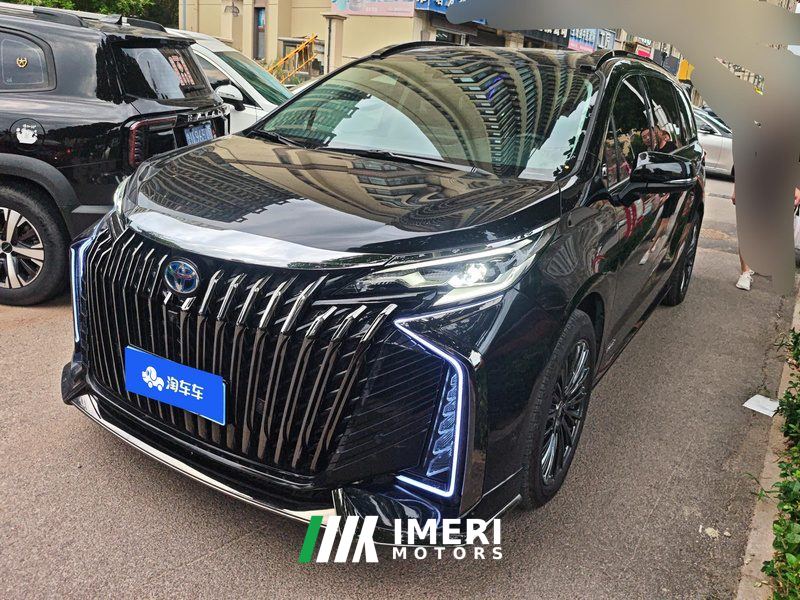 Toyota Sienna Dual-Engine 2.5L Comfort Edition