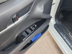 Toyota Camry 2.0G Luxury Edition - ფოტო 13